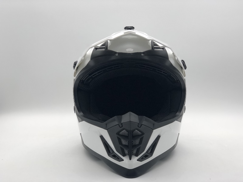 http://en.stwin-helmet.com/data/images/product/20190617091815_327.jpg